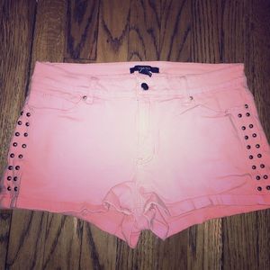 FOREVER 21 WOMEN’S SHORTS!